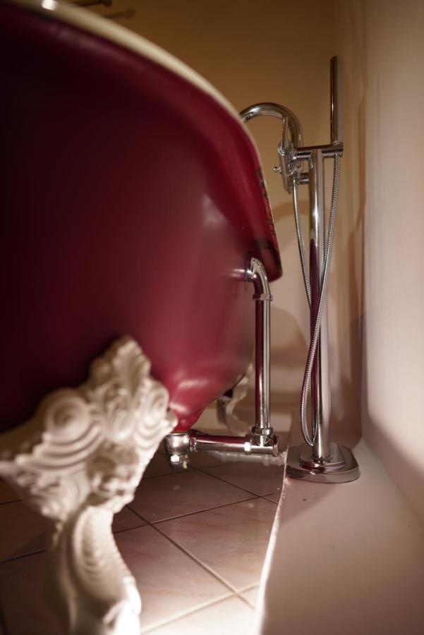 Koukouapartments & Suites วาธี ภายนอก รูปภาพ