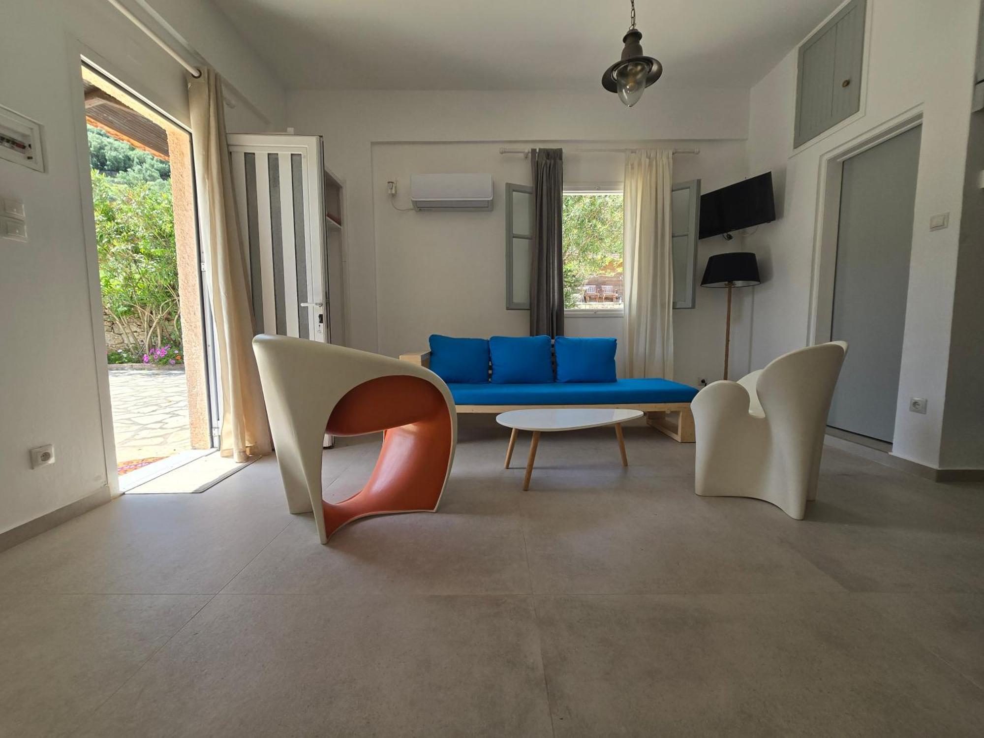 Koukouapartments & Suites วาธี ภายนอก รูปภาพ
