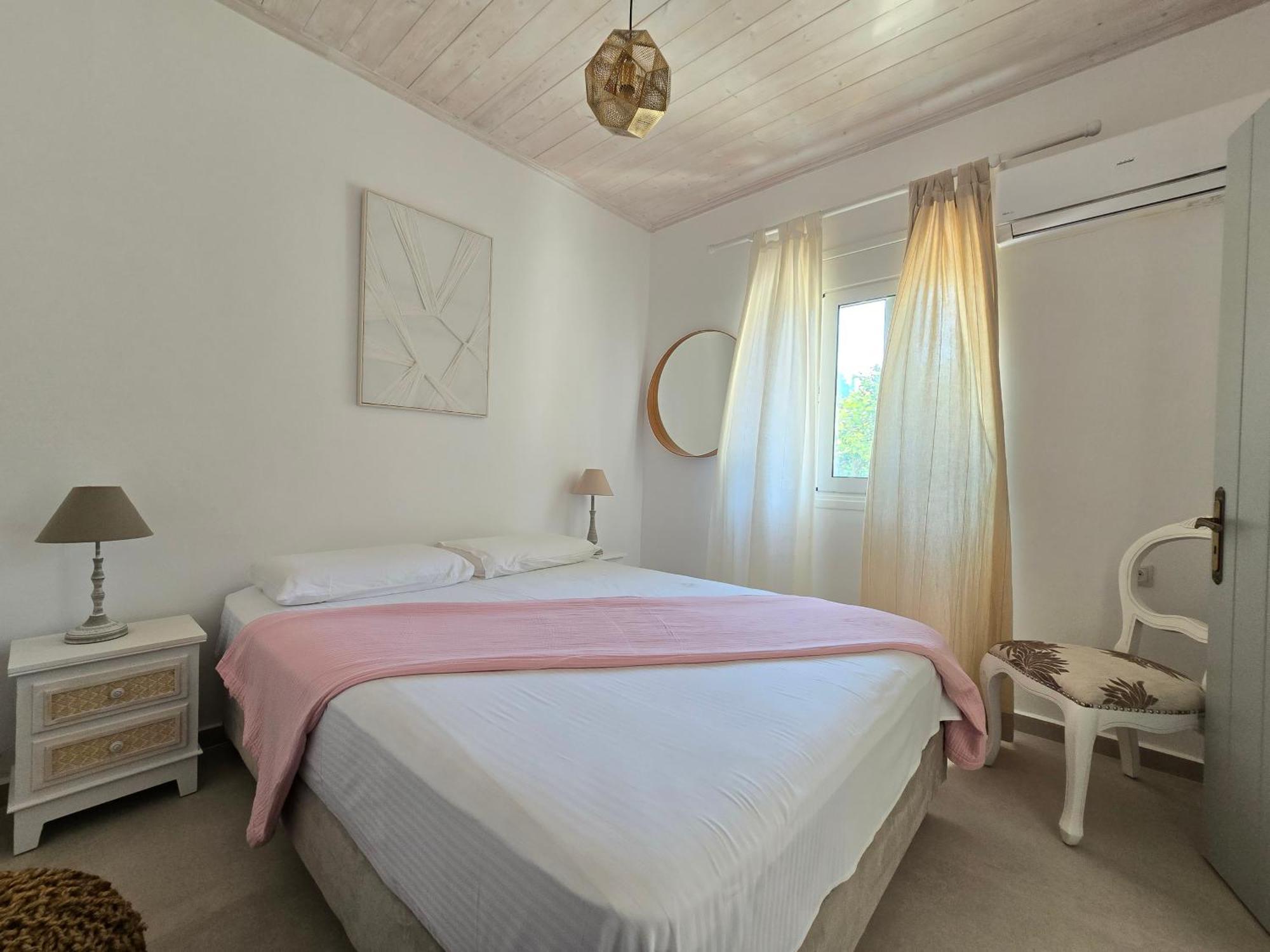 Koukouapartments & Suites วาธี ภายนอก รูปภาพ