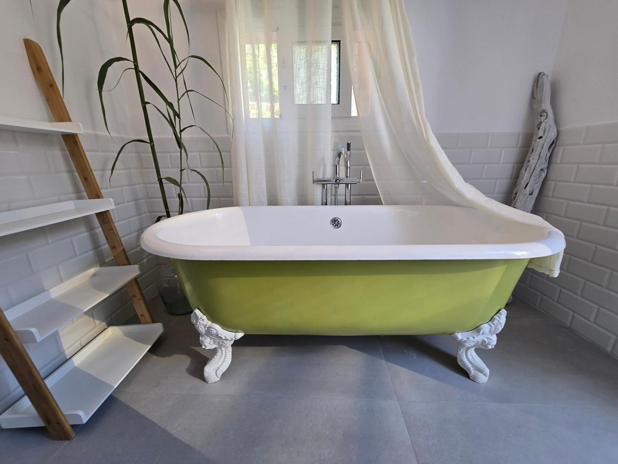 Koukouapartments & Suites วาธี ภายนอก รูปภาพ