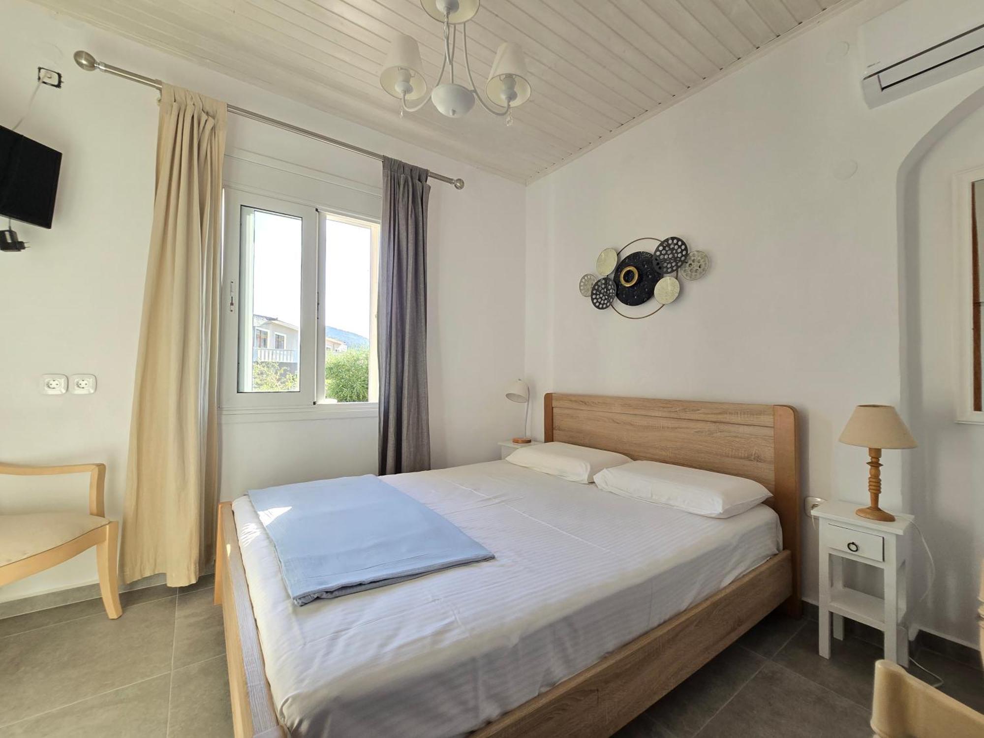 Koukouapartments & Suites วาธี ภายนอก รูปภาพ